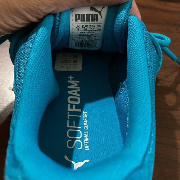 Woman’s Puma SoftFoam - Picture 6 of 9